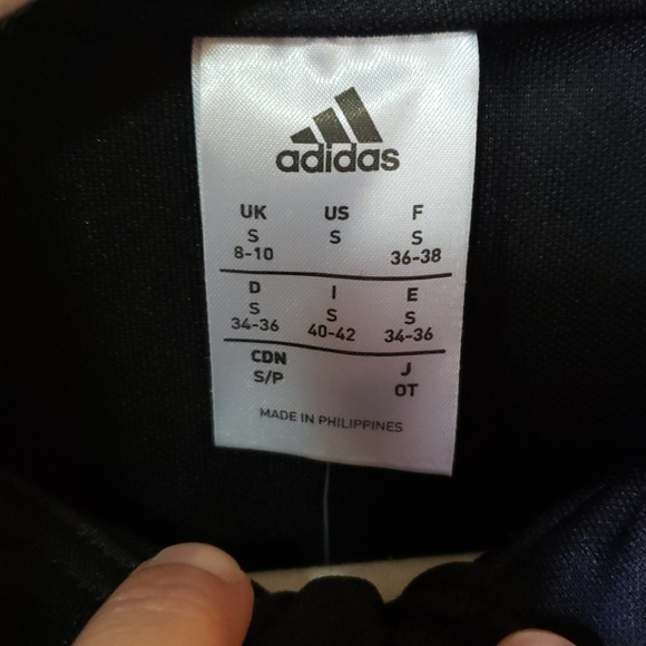 🔥HOT BUY🔥Adidas Half Zip Sweater - Picture 2 of 4